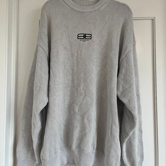 NWT Balenciaga License Crewneck Pullover Sweater Gray Embroidered Logo Sz Small - Picture 4 of 13